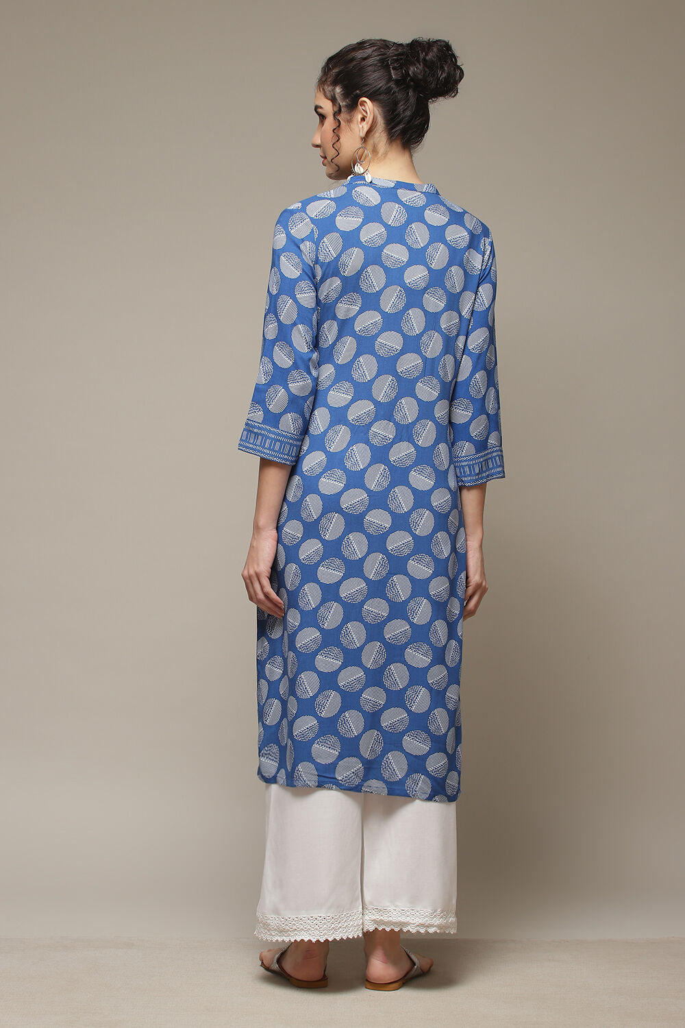 Blue LIVA Straight Kurta image number 4